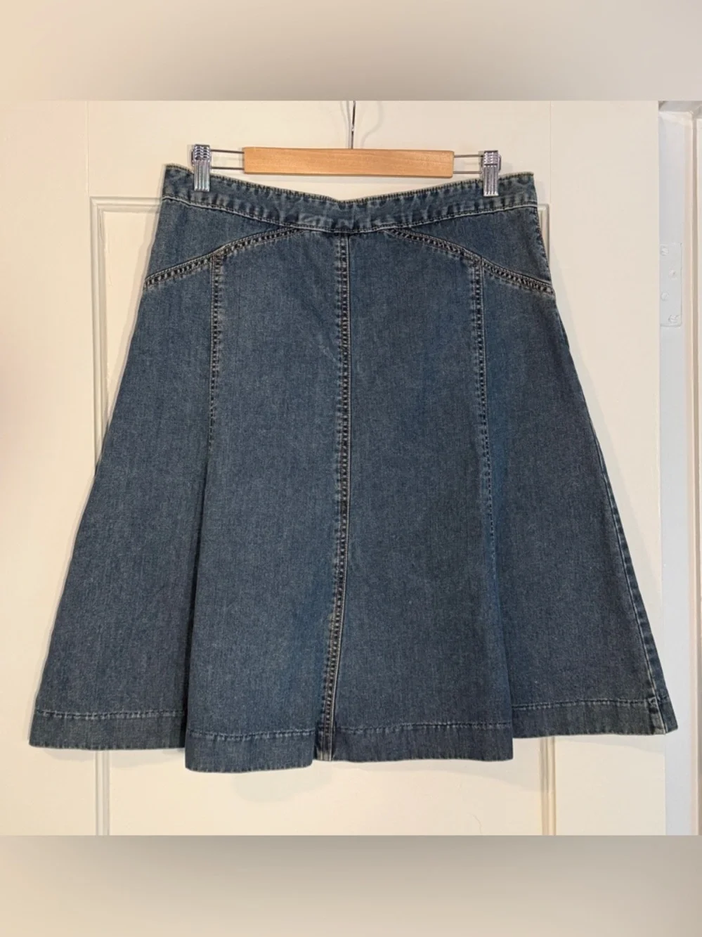 GAP Vintage Denim A-Line Skirt in Medium Blue - Picture 2 of 4
